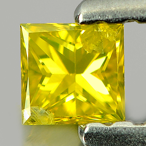 0.13 Ct. Square Princess Cut 2.8 mm. Natural Yellow Loose Diamond Belgium