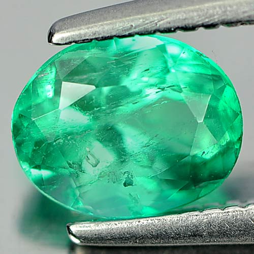 Green Emerald 0.72 Ct. Oval Shape 6.5 x 5.2 x 4 Mm. Natural Gemstone Unheated