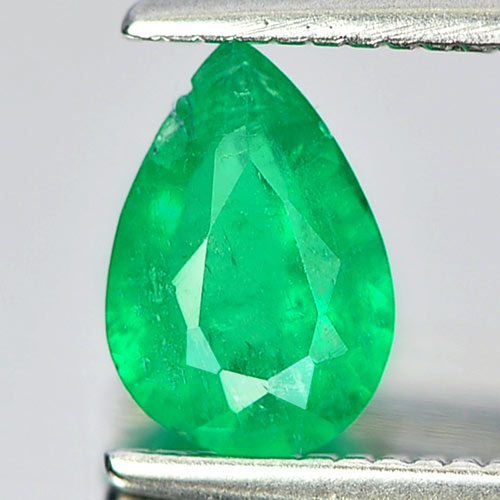 Green Emerald 0.44 Ct. Pear Shape 6.8 x 4.7 Mm. Natural Gemstone Unheated