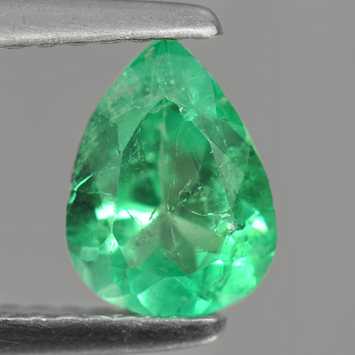 Green Emerald 0.72 Ct. Pear Shape 7.7 x 5.7 Mm. Natural Gem Unheated Columbia