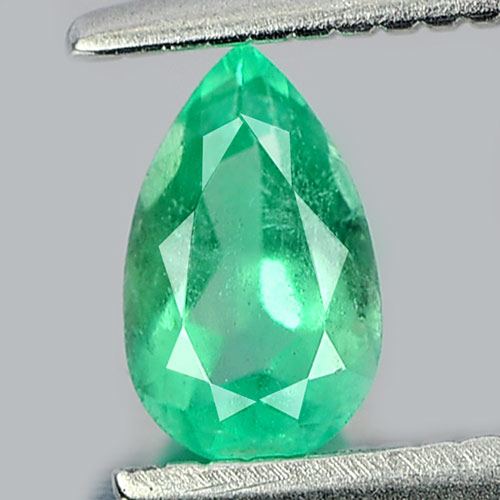 Green Emerald 0.32 Ct. Pear Shape 6.1 x 3.8 Mm. Natural Gem Unheated Columbia