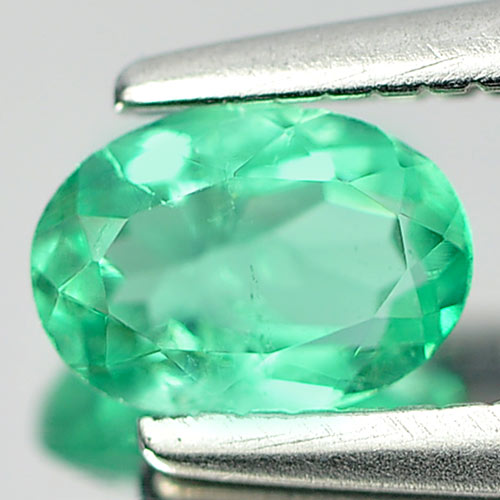 Green Emerald 0.30 Ct. Natural Gemstone Oval Shape 5.5 x 4 x 2.7 Mm. Unheated
