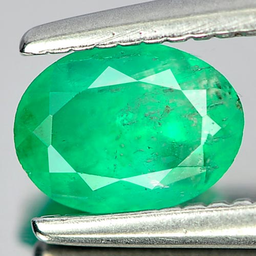 Green Emerald 0.48 Ct. Oval Shape 6.8 x 4.3 Mm. Natural Gemstone Unheated