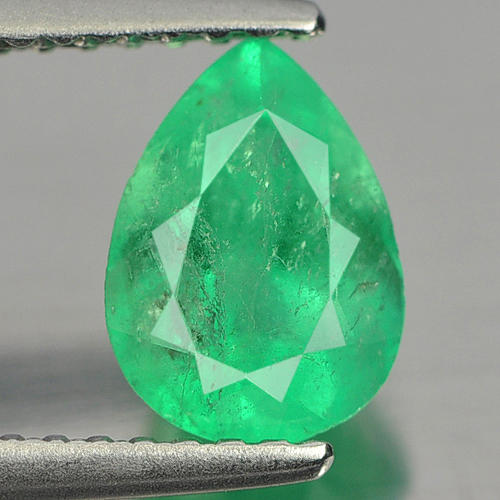 Certified 1.12 Ct. Pear Shape 8 x 5.8 Mm. Natural Green Emerald Gem Unheated