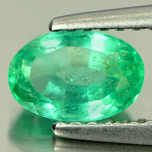 Green Emerald 0.78 Ct. Oval Shape 7 x 4.8 Mm. Natural Gemstone Unheated