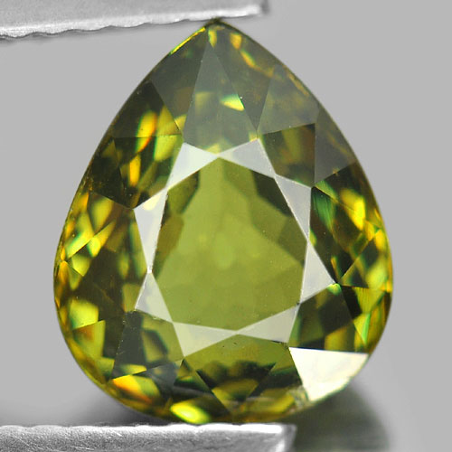 Certified Green Demantoid Garnet 2.64 Ct. Pear 9.18 x 7.69 Mm. Natural Gemstone