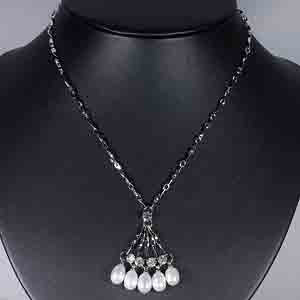 7.90 G. Natural White Pearl Nickel Necklace Unheated
