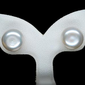 10.64 Ct. Cute Natural White Color Pearl Silver Earring