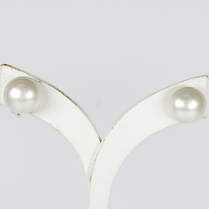 12.00 Ct. Cute Natural White Color Pearl Silver Earring