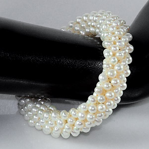 169.25 Ct. Good Color Natural White Pearl Bracelets Thailand