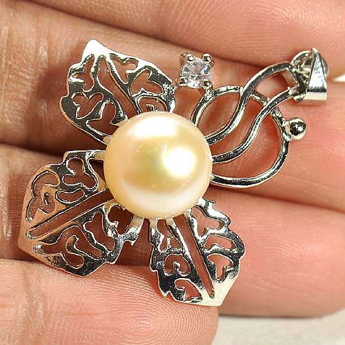 4.79 G. Beautiful Natural White Pearl Rhodium Silver Plated Pendant