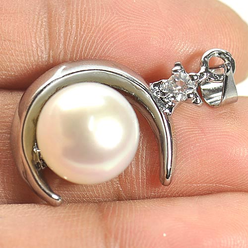 3.87 G. Round Cabochon Natural White Pearl Rhodium Silver Plated Pendant