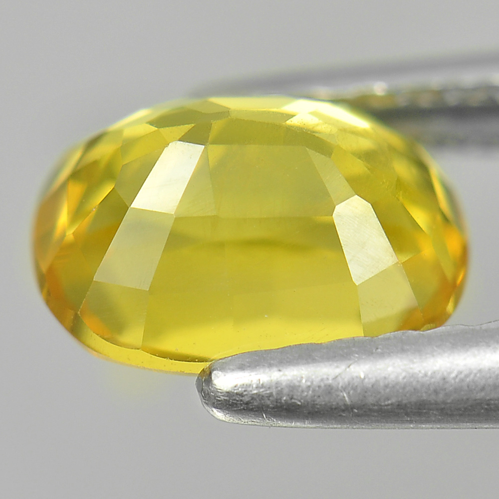 Natural yellow Sapphire Oval 1.90 Carat Certified 07 mm Loose Gemstone B-4864