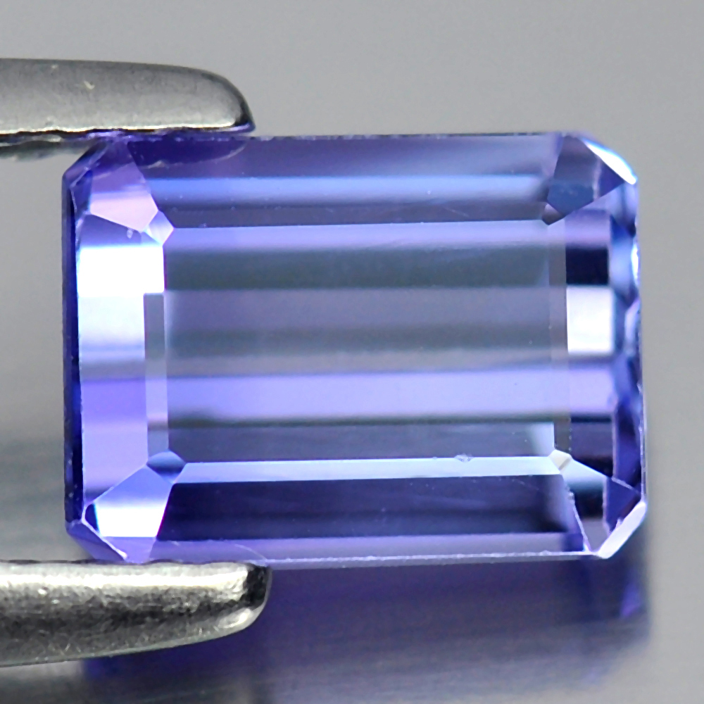 Tanzanite Violetish Blue 1.36 Ct. VVS Octagon Shape 7 x 5.3 Mm. Natural Gemstone