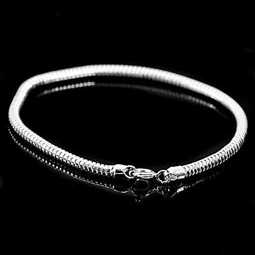 5.84 G. Real 925 Sterling Silver Jewelry Chain Bracelet Length 7 Inch. Wide 3 mm