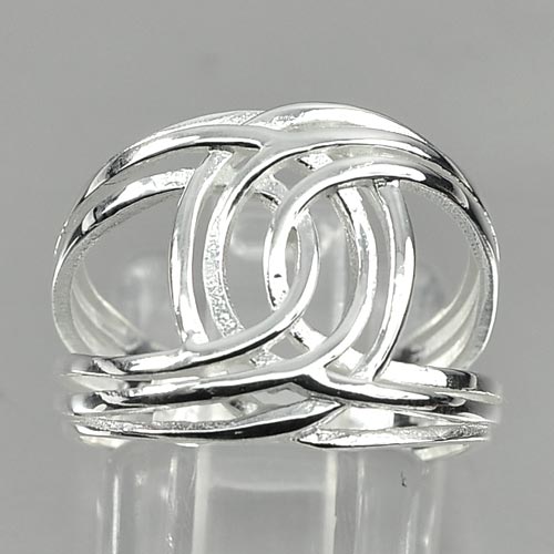 925 Sterling Silver Ring Jewelry 3.25 G. Beautiful Design Size 6 Thailand