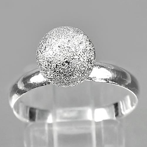 2.19 G. Beautiful Real 925 Sterling Silver White Gold Plated Ball Ring Size 9