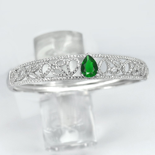 19.03 G. Pear Shape Green CZ Real 925 Sterling Silver Bangle Diameter 58 mm.