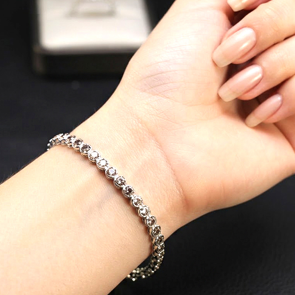 Natural Fancy Color Diamond With 925 Sterling Silver Jewelry 3.00 Grams Bracelet  6 Inch.