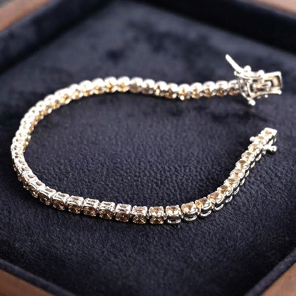 Natural Fancy Color Diamond With 925 Sterling Silver Jewelry 2.98 Grams Bracelet 6 Inch. Natural Fancy Color Diamond With 925 Sterling Silver Jewelry 2.98 Grams Bracelet 6 Inch.