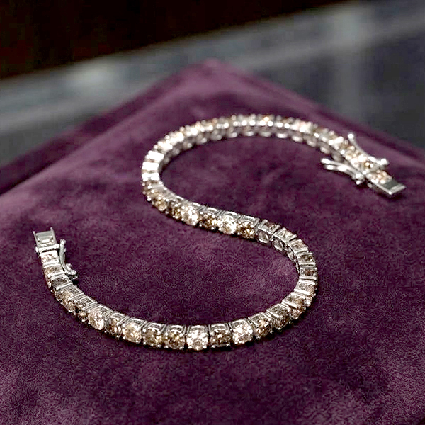 Natural Fancy Color Diamond With 925 Sterling Silver Jewelry 2.92 Grams Bracelet  6 Inch.