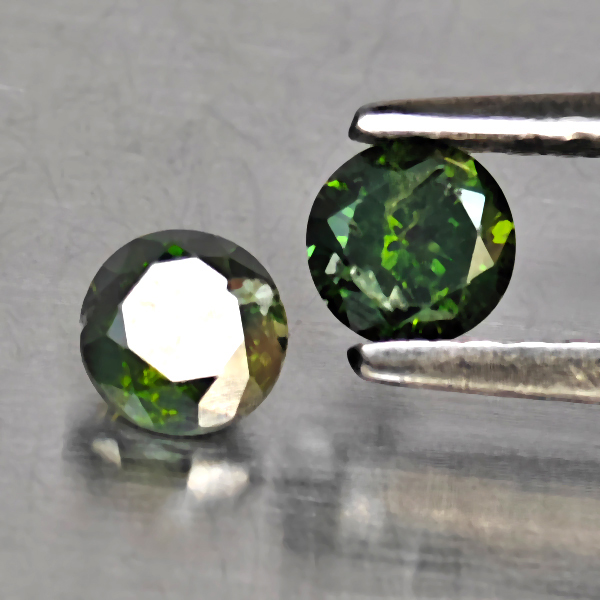 Natural Green Diamond 0.45 Ct. 2 Pcs. Round Diamond Cut  3.7 Mm.