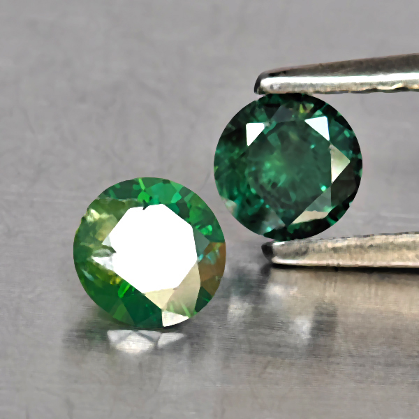 Natural Green Diamond 0.55 Ct. 2 Pcs. Round Diamond Cut  4.3 Mm.