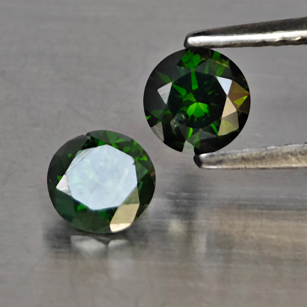Natural Green Diamond 0.73 Ct. 2 Pcs. Round Diamond Cut  4.5 Mm.