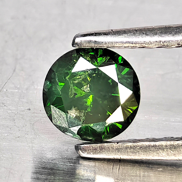 Natural Green Diamond 0.70 Ct. Round Diamond Cut  4.5 Mm.