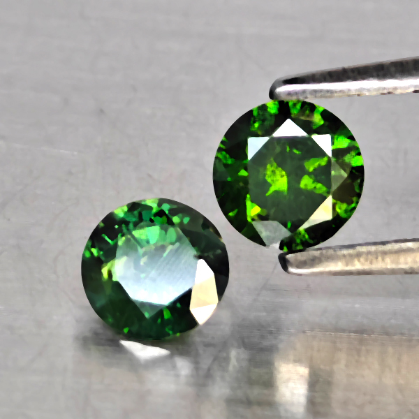 Natural Green Diamond 0.52 Ct. 2 Pcs. Round Diamond Cut  4.2 Mm.