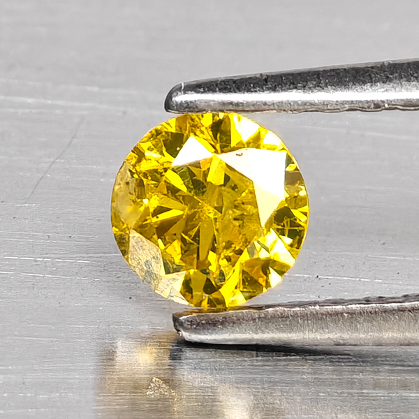 Natural Yellow Diamond 0.35 Ct. Round Diamond Cut 4.4 Mm.