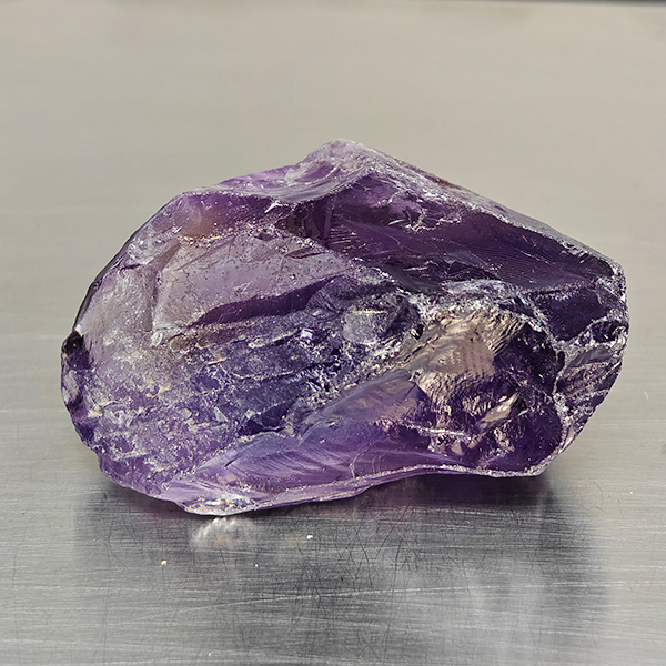 Natural Purple Amethyst Gemstones 198.27 Ct. Rough Shape 45 x 30 Mm.