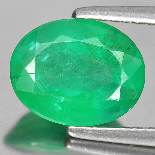 Green Emerald 2.49 Ct. Oval Shape 10.3 x 8.2 Mm. Natural Gemstone From Columbia