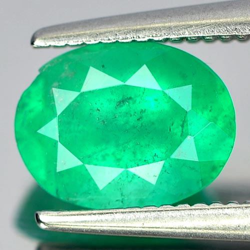 Green Emerald 1.30 Ct. Oval Shape 8 x 6.2 Mm. Natural Gemstone Unheated Columbia