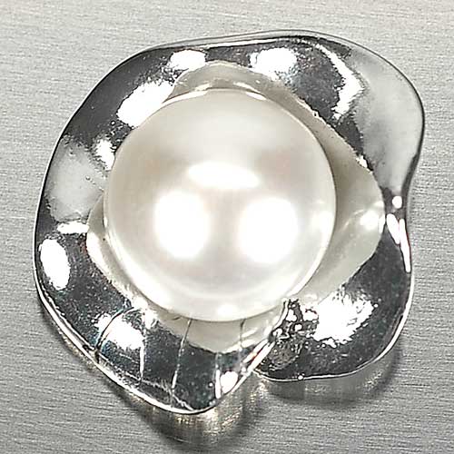 3.37 G. Delightful Natural White Pearl Rhodium Silver Plated Pendant