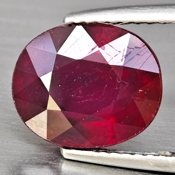 Natural Red Ruby Gemstones 4.99 Ct. Oval Shape 10.8 x 9 Mm. Natural Red Ruby Gemstones 4.99 Ct. Oval Shape 10.8 x 9 Mm.