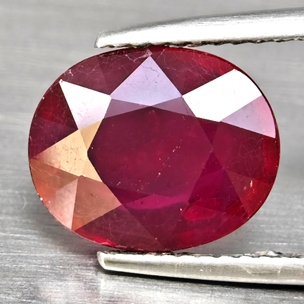 Natural Red Ruby Gemstones 4.68 Ct. Oval Shape 11.1 x 9 Mm. Natural Red Ruby Gemstones 4.68 Ct. Oval Shape 11.1 x 9 Mm.