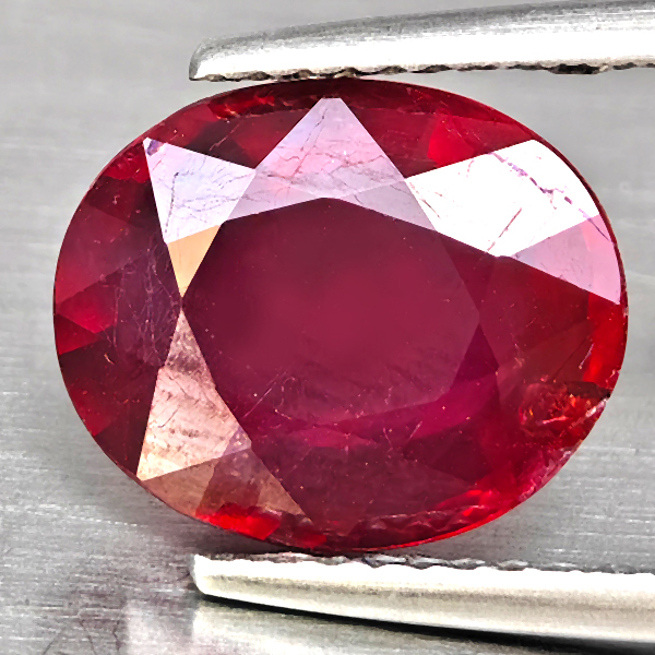 Natural Red Ruby Gemstones 4.84 Ct. Oval Shape 11 x 9 Mm. Natural Red Ruby Gemstones 4.84 Ct. Oval Shape 11 x 9 Mm.