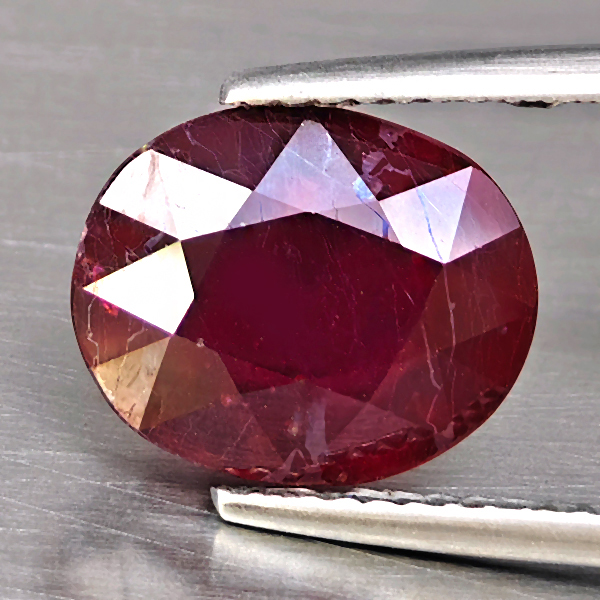 Natural Red Ruby Gemstones 5.31 Ct. Oval Shape 11 x 9 Mm. Natural Red Ruby Gemstones 5.31 Ct. Oval Shape 11 x 9 Mm.