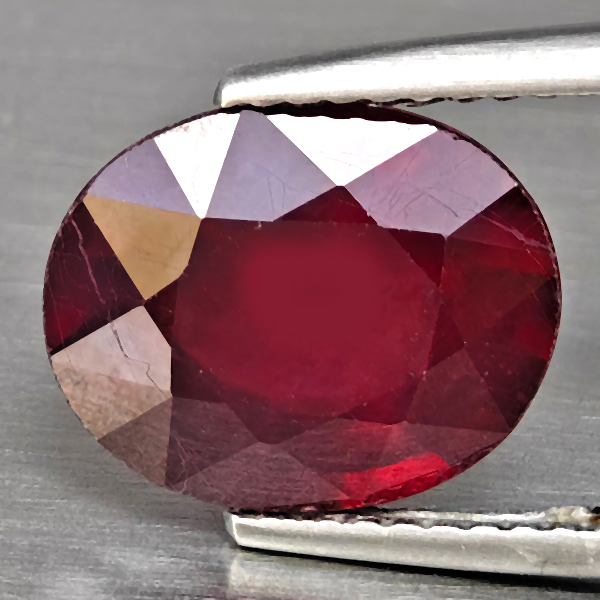 Natural Red Ruby Gemstones 4.58 Ct. Oval Shape 11.1 x 9 Mm. Natural Red Ruby Gemstones 4.58 Ct. Oval Shape 11.1 x 9 Mm.