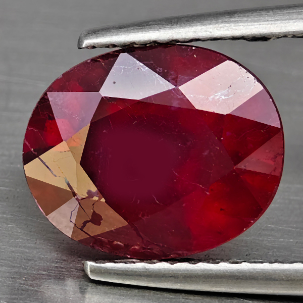 Natural Red Ruby Gemstones 4.82 Ct. Oval Shape 10.9 x 8.8 Mm. Natural Red Ruby Gemstones 4.82 Ct. Oval Shape 10.9 x 8.8 Mm.