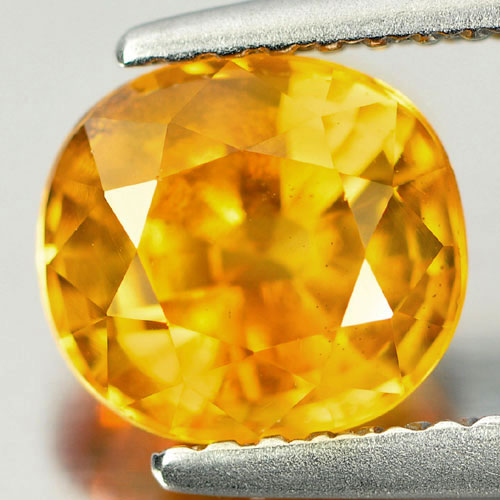 Yellow Sapphire 2.14 Ct. Certified Oval 7.44 x 6.80 Mm. Natural Gem Thailand