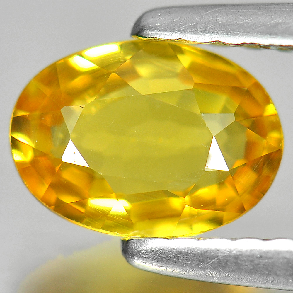 Yellow Sapphire 0.96 Ct. VS Oval Shape 7 x 5.1 Mm. Natural Gemstone Thailand
