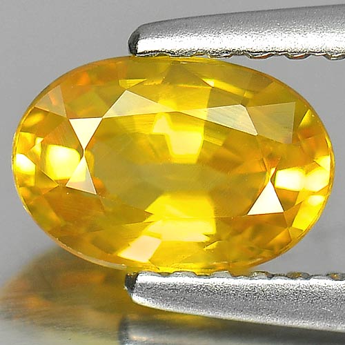 1.01 Ct. Charming Natural Gem Yellow Color Sapphire Oval Shape