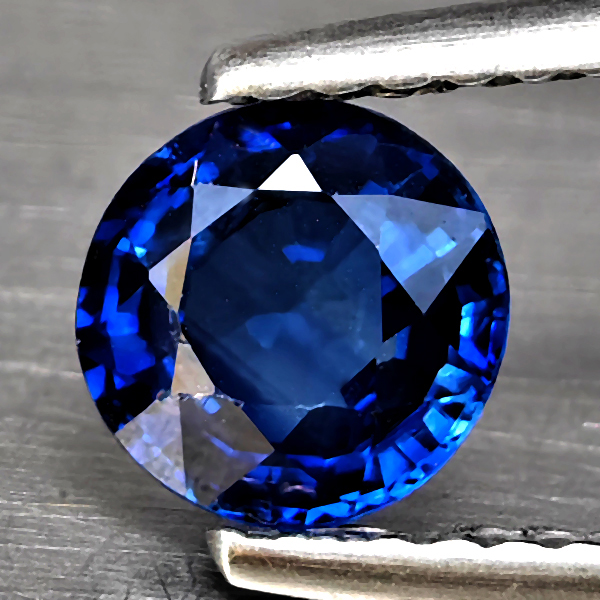 Natural Blue Sapphire Gemstones 0.92 Ct. Round Shape 5.7 Mm. Natural Blue Sapphire Gemstones 0.92 Ct. Round Shape 5.7 Mm.