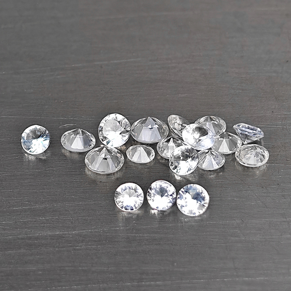 Natural White Sapphire Gemstones 0.55 Ct. 18 Pcs. Round Shape and Mixed Size