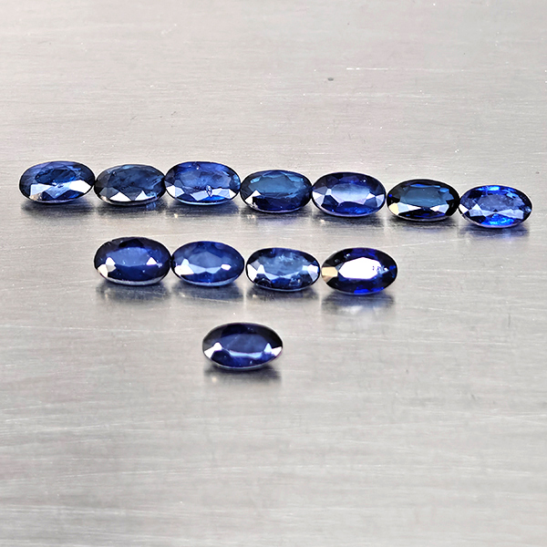 Natural Diffusion Deep Blue Sapphire Gemstones 3.22 Ct. 12 Pcs. Oval Shape 5.2 x 3.2 Mm. Natural Diffusion Deep Blue Sapphire Gemstones 3.22 Ct. 12 Pcs. Oval Shape 5.2 x 3.2 Mm.