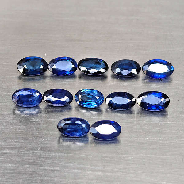 Natural Diffusion Deep Blue Sapphire Gemstones 3.56 Ct. 12 Pcs. Oval Shape and Mixed Size Natural Diffusion Deep Blue Sapphire Gemstones 3.56 Ct. 12 Pcs. Oval Shape and Mixed Size