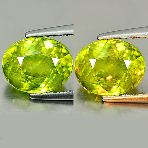 Green Sphene 2.76 Ct. Oval 9.1 x 7.3 Mm. Natural Unheated Gem With Rainbow Spark
