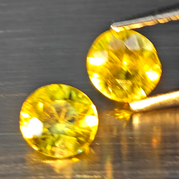 Natural Multi Color Titanium Sphene Gemstones With Rainbow Spark 1.00 Ct. 2 Pcs. Round Diamond Cut